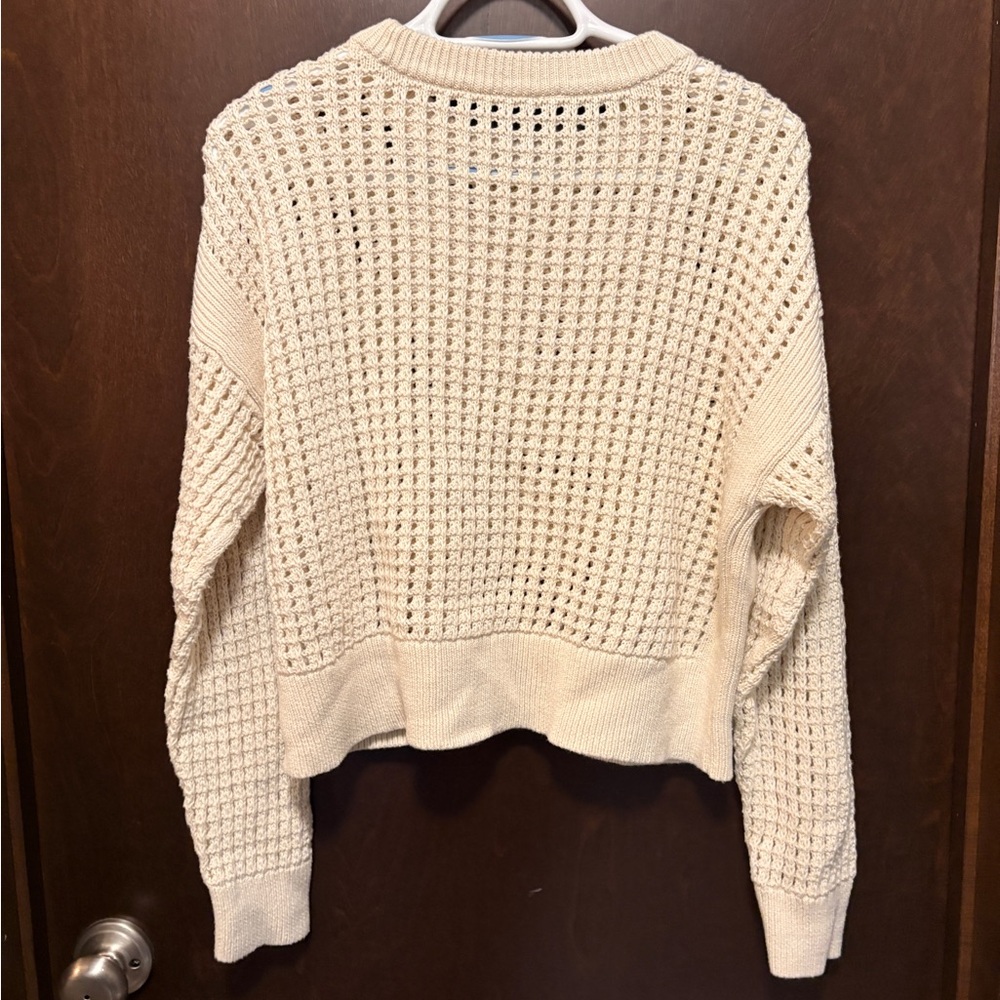 Old Navy Women's Cream Knit Sweater - Picture 4 of 4